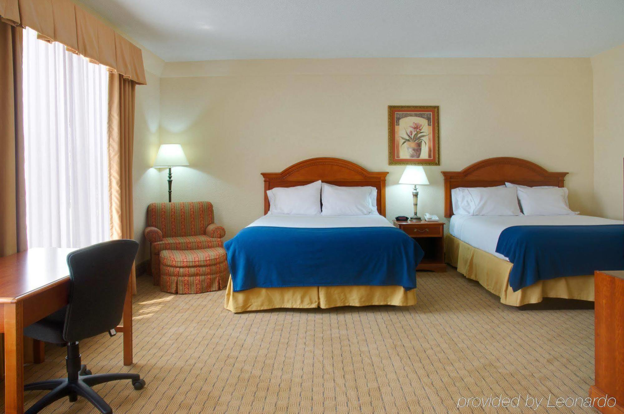 Holiday Inn Express & Suites Houston - Memorial Park Area By Ihg Bagian luar foto